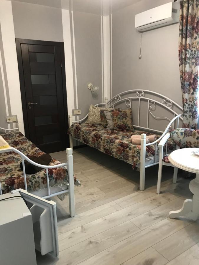 Villa Galicia Berehove  Buitenkant foto